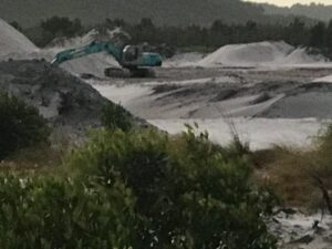 Menambang Pasir di Kawasan Pesisir Sebangka Lingga, PT Singkep Tuah Persada Diduga Langgar Aturan