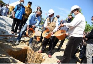 Isdianto : Jadikan Gedung Pemersatu