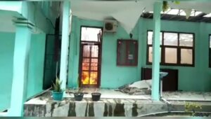Diduga Konsleting Listrik, SMA Negeri 3 Tanjungpinang Terbakar