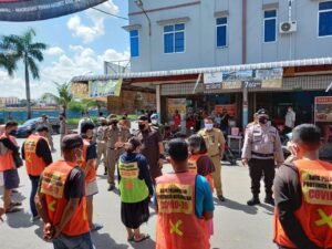 Beraktivitas Tak Pakai Masker, 93 Warga Bengkong Terjaring Razia