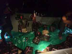 Bea Cukai Gagalkan Penyelundupan Miras di Pulau Nyamuk