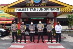 Pjs Gubernur Kunjungi KPU Kepri dan Mako Polres Tanjungpinang