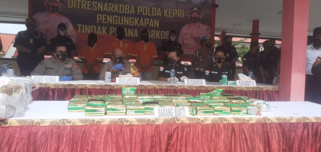 Ungkap Jaringan Narkoba Internasional di Batam, Polda Kepri Sita 46 Kilogram Sabu