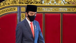 Jokowi Sebut Tak Boleh Ada Potongan Dalam Bansos 2021