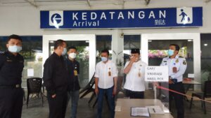 Diduga Langgar SOP Karantina, Komisi 1 DPRD Batam Sidak Pelabuhan International Batam Center