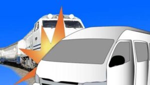 Mobi Ditabrak Kereta Api, Ibu Tewas, Bapak dan Tiga Anak Terluka