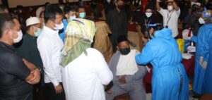 Jelang Ramadhan, 1.760 Imam Masjid dan Mubaligh di Batam Divaksin Covid-19