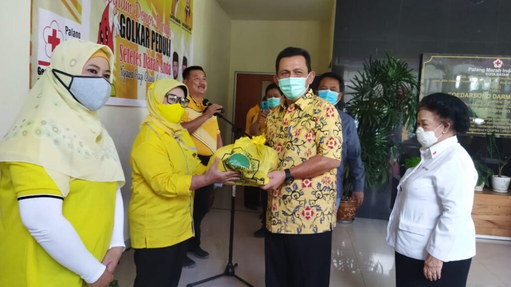 Gelar Donor Darah, Golkar Kepri Target Kumpulkan 100 Kantong Darah