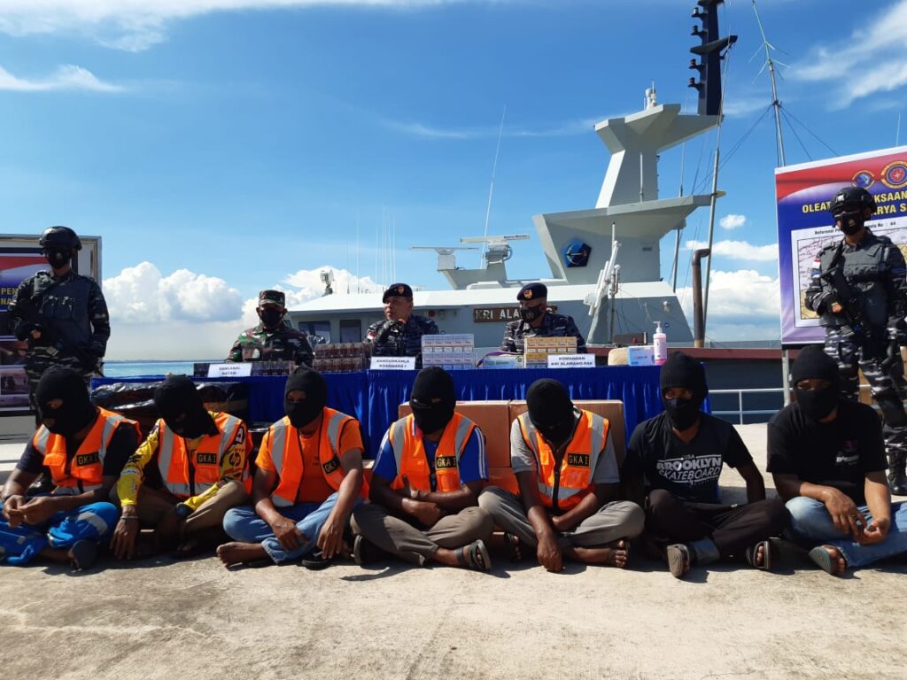 Guskamla Koarmada I Ungkap Pola Baru Penyelundupan Rokok Ilegal dari Singapura, 1.673 Dus Diamankan