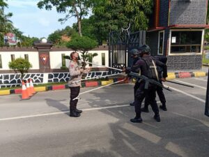 Antisipasi Serangan, Mako Brimob Polda Kepri Dilengkapi Senjata Sasumata