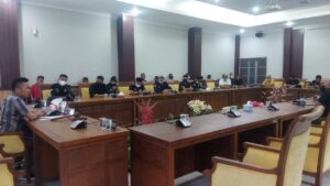 Komunitas Rental Mobil Adukan Pihak Finance ke DPRD Batam