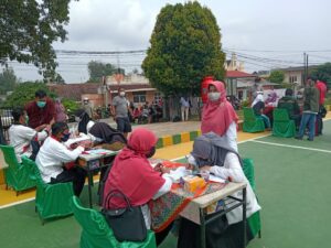 Yayasan Al-Azhar Batam Lakukan Vaksinasi Remaja