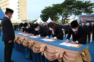 Rudi Lantik para Pejabat Struktural dan Manajemen di Lingkungan BP Batam, Dendi Gustinandar Jabat Direktur BUP