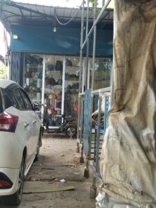 Gudang Balpres di Batu Aji, Salah Satu Penyuplai Barang Seken Singapura Terbesar di Batam