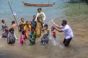 Tradisi Mandi Safar,”Ritus” budaya Kampung Terih Perlu Dilestarikan