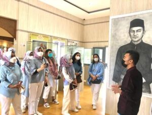 Iwabri Batam Centre Berkunjung ke Museum Batam Raja Ali Haji