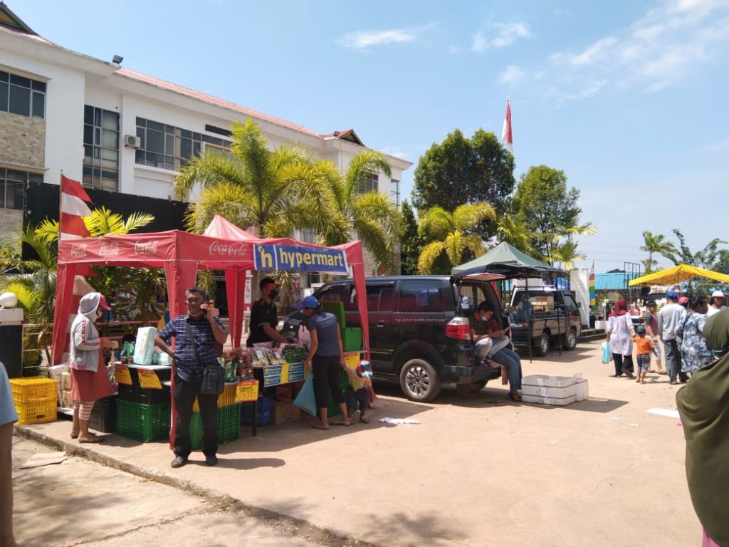 Pemko Gelar Pasar Murah Jelang Nataru, Camat Bengkong: Masyarakat Sangat Antusias