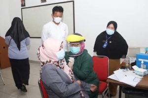 Dinkes Batam Mulai Gelar Vaksin Booster, Rudi: Penting untuk Melindungi Diri dari Covid-19