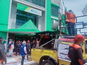 Ikuti Arahan Jokowi, Kemenaker Bakal Revisi Permenaker JHT