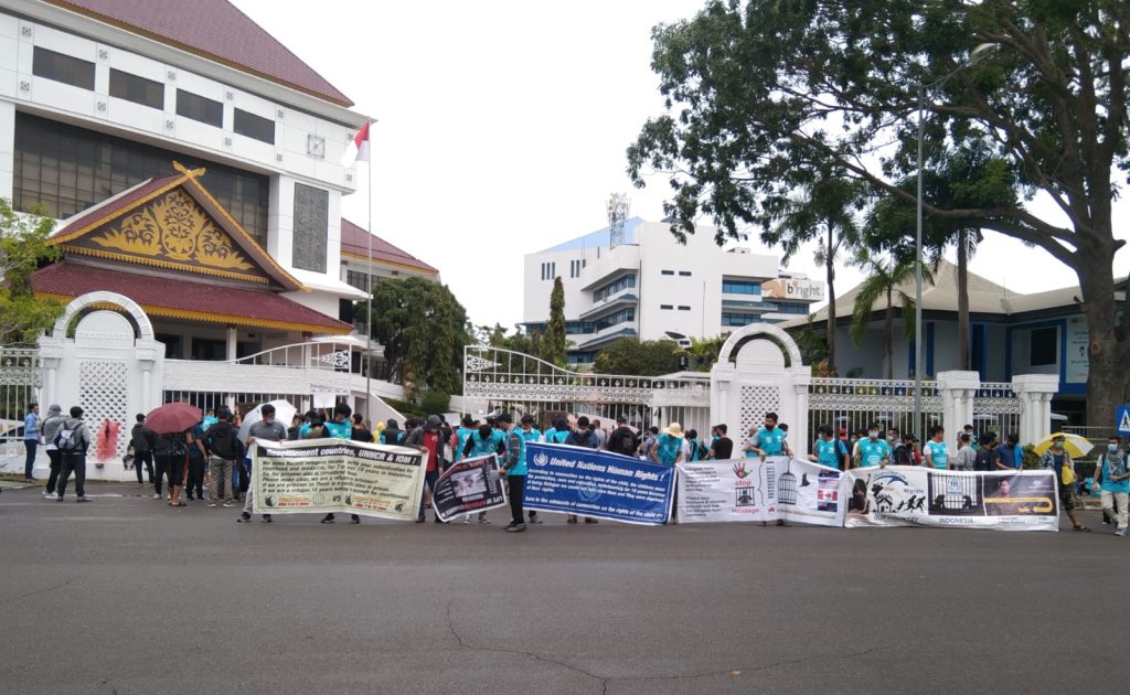 Lagi, Pencari Suaka Asal Afganistan Lakukan Aksi Unjuk Rasa di Depan Gedung Pemko Batam