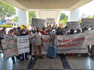 Bright PLN Batam Tak Bisa Pindahkan dan Hentikan Pembangunan SUTT di Pemukiman Warga Modena