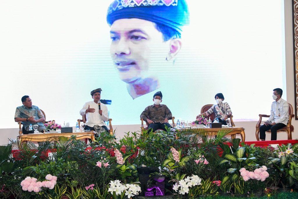 Buka Seminar Nasional ‘Pers Merawat Perbatasan’, Gubernur Ansar Minta Pers Tingkatkan Kompetensi