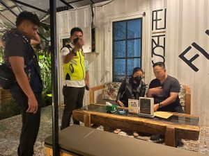 Polisi Razia Cubezone and Flint House Bar, Cek Tarian Erotis dan Alkohol