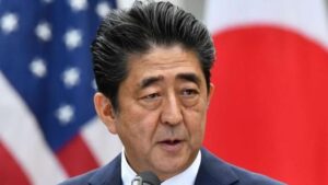 Dor! Mantan Perdana Menteri Jepang Shinzo Abe Ditembak Saat Pidato
