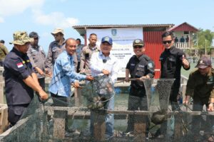 Hadiri Panen Ikan, Taba: Tolong Tampung Aspirasi Masyarakat Kita