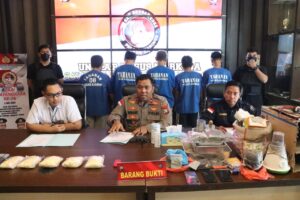 Satresnarkoba Polres Karimun Amankan 4.390 Butir Pil Ekstasi Dan Pembuatan Obat-Obatan Terlarang