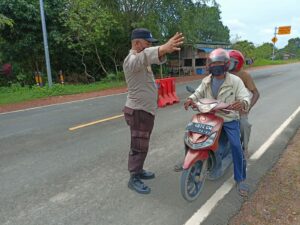 Polsek Galang Gelar Razia Kartu Vaksin Terhadap Pengendara