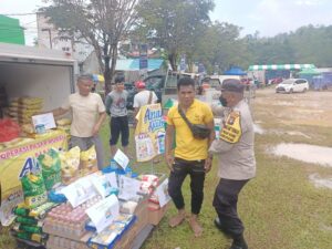 Operasi Pasar Murah Disperindag Batam Diserbu Warga Sekupang