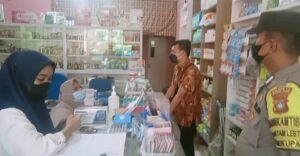 Polsek Sekupang Sidak dan Imbau Apotek untuk Jalankan SE Menkes