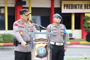 Kapolsek Sekupang Terima Penghargaan Kapolsek Terbaik se- Kota Batam