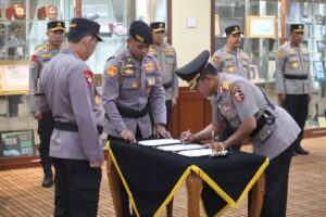 Irjen Pol Tabana Bangun Resmi Menjabat Sebagai Kapolda Kepri, Gantikan Irjen Pol Aris Budiman