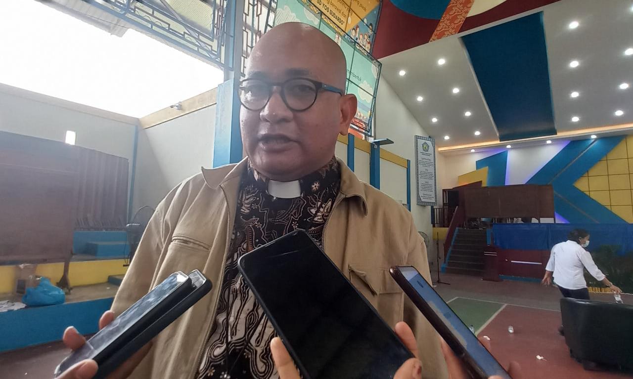 Ketua Komisi Keadilan Perdamaian Pastoral Migran dan Perantau (KKPPMP) Kepri, Romo Chrisanctus Paschalis Saturnus | dok. Non/BI