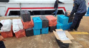 Bea Cukai Batam Amankan kapal Penumpang Berisi Ratusan Ribu Rokok Ilegal