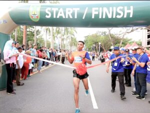 Pelari Medan Dan Aceh Juarai Batam 10 K Katagori Umum