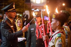 Upacara Taptu dan Pawai Obor Sambut HUT RI Kemerdekaan ke-78 di Karimun