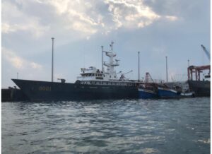 Breaking News! Kapal Patroli Ditpolair Baharkam Polri Tangkap  2 Kapal Ikan Asing sedang curi ikan di laut Indonesia