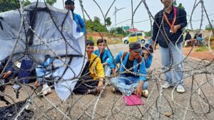 Aliansi Mahasiswa Kepri Demontrasi di Depan Kantor Gubernur Kepri, Tuntut Pemerintah Untuk Berpihak Kepada Masyarakat