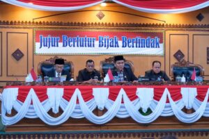 Rapat Paripurna, Pandangan Umum Fraksi Terhadap Ranperda APBD-P