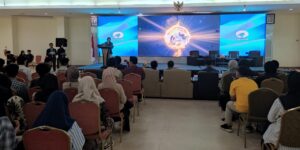 HMTI Poli Batam Gelar Seminar Perusahaan, Aura Zahwa: Teknik Informatika Sangat Penting dalam Menghadapi Trend Teknologi Terkini