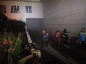 Pasca Terbakar, Penghuni Hotel Harmoni One Terpaksa Diungsikan Ke Hotel Terdekat