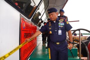 Terbukti Tak Sesuai PKKPRL, KKP Hentikan Aktivitas Pengerukan Pasir Timah PT. EUM Dan Segel Kapal KIP.GT-2 di Kepri