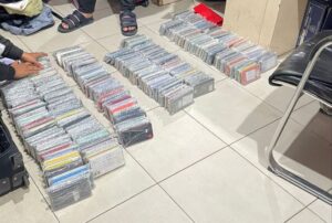 Bea Cukai Batam Tangkap Ratusan IPhone Bekas