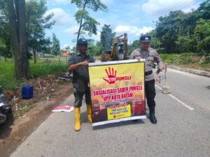 Unit Patroli Samapta Polsek Sungai Beduk Sosialisasikan Saber Pungli Kepada Masyarakat