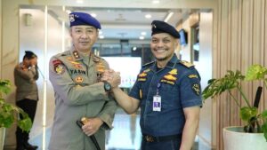 Kunjungi KPLP, Kakorpolairud laksanakan _Courtesy Call_ dan Bahas Kerja Sama Penegakan Hukum Perairan dan Penanganan Kecelakaan Kapal.