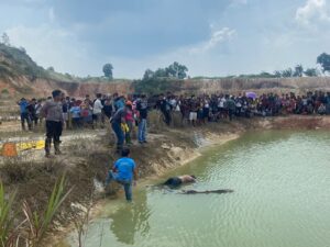 Warga Sagulung Temukan mayat Pria   Di Kubangan Bekas Galian Proyek, Polisi : Kami Akan Panggil Pemiliknya.