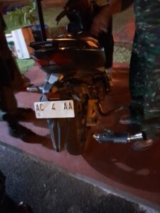Babinsa Sei harapan Di Serempet Pembalap Motor liar Hingga Jatuh Dari Kendaraan Dinas